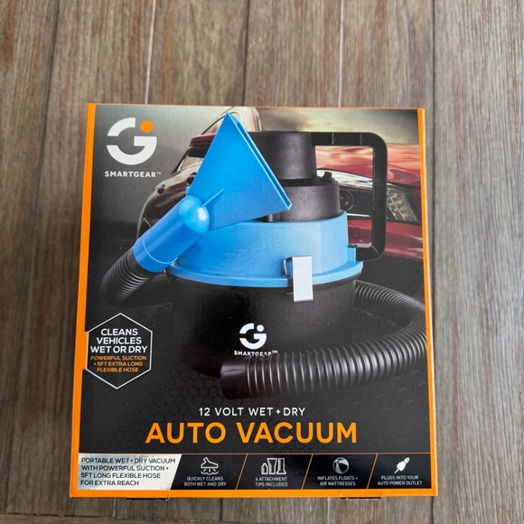 Smart Gear 12 Volt Portable Wet/Dry Auto Vacuum - Picture 4 of 11